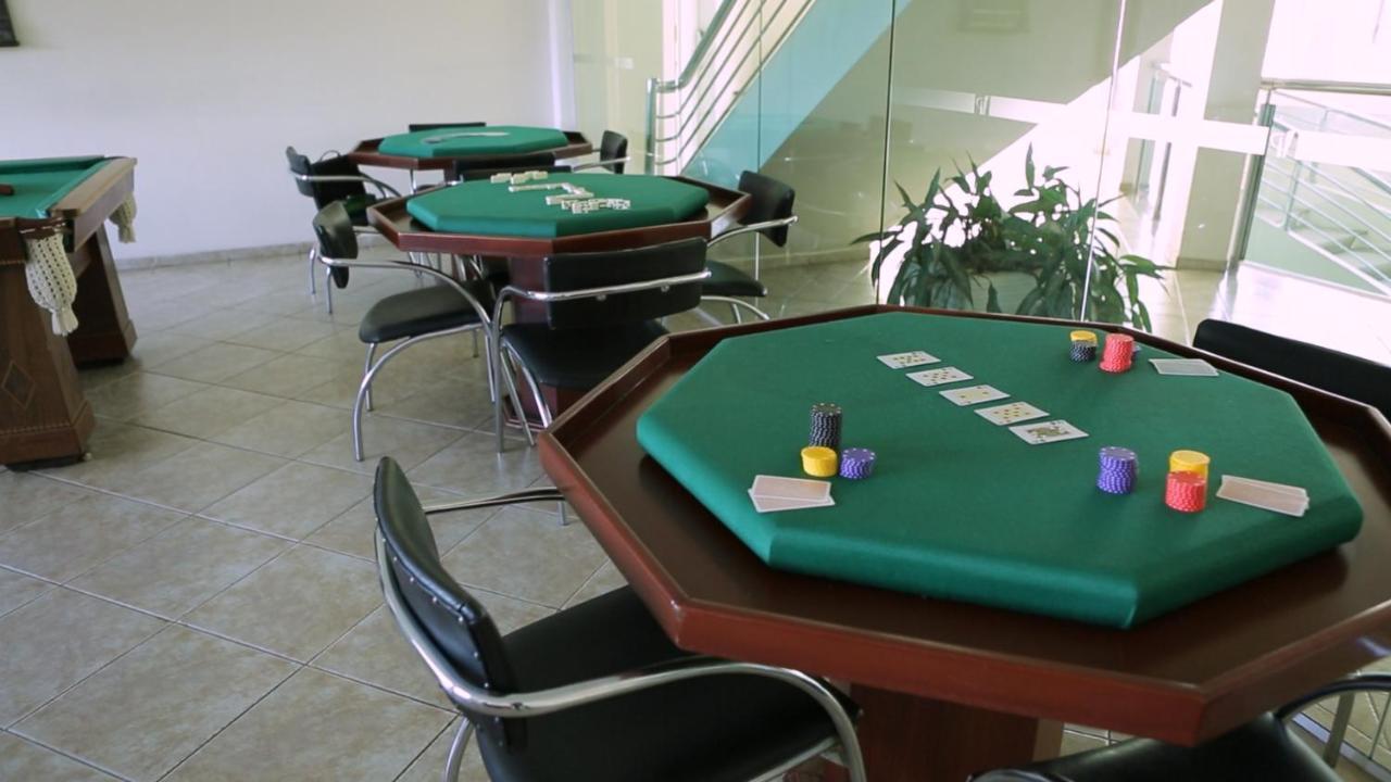 Itu Plaza Hotel Екстериор снимка