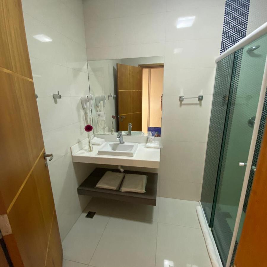 Itu Plaza Hotel Екстериор снимка