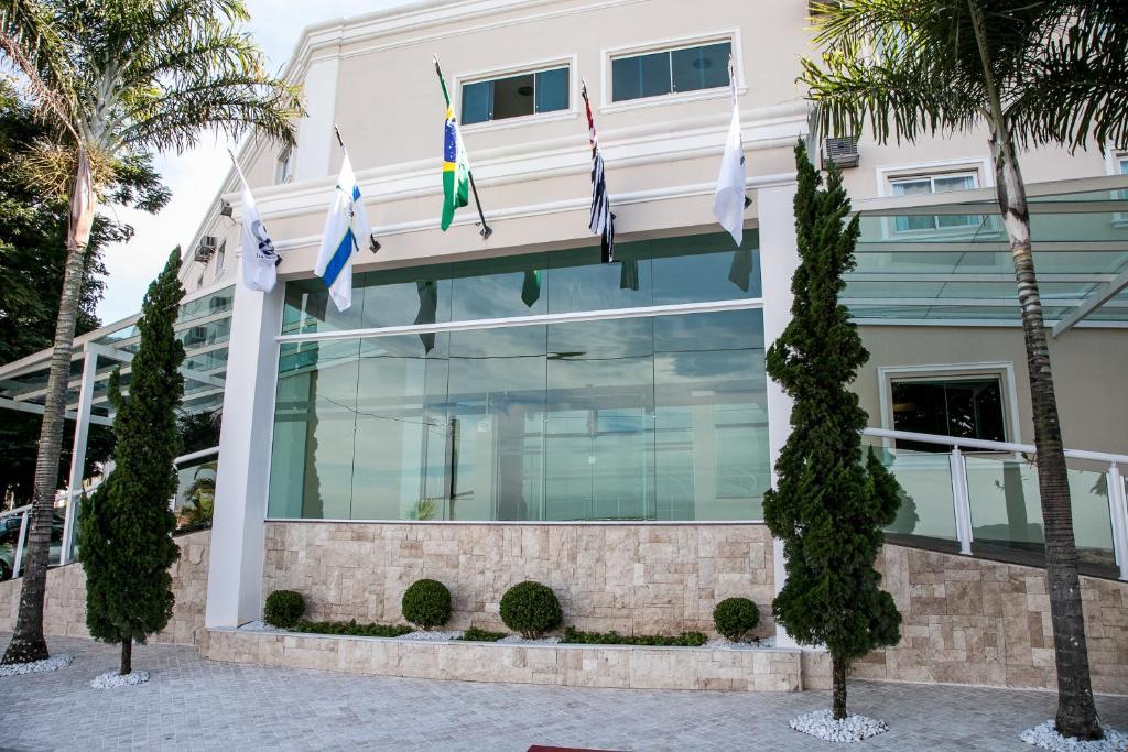 Itu Plaza Hotel Екстериор снимка