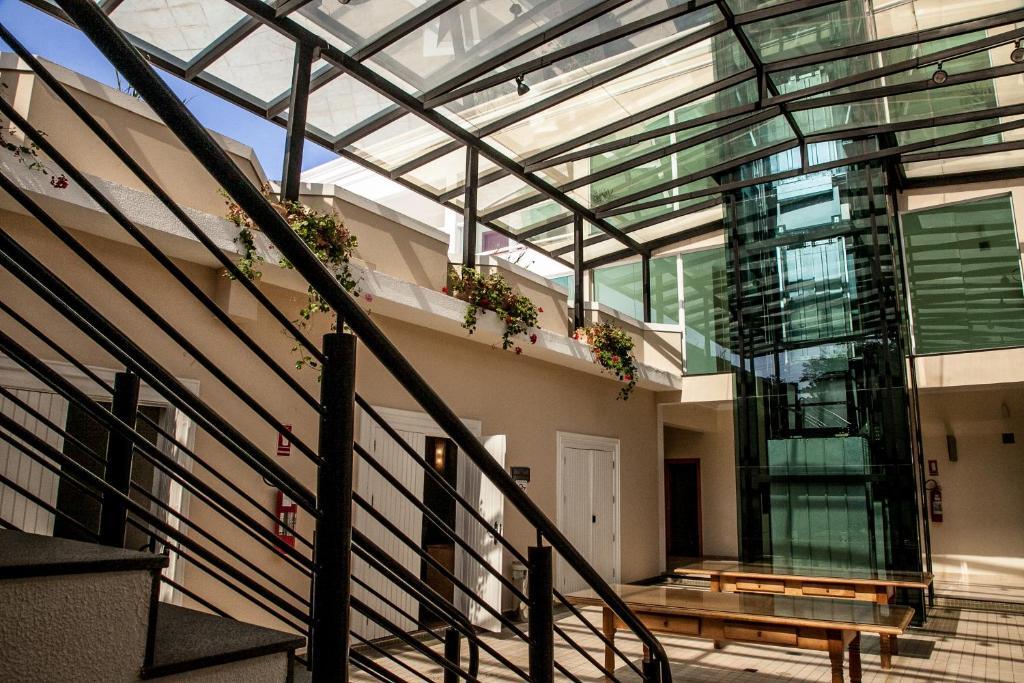 Itu Plaza Hotel Екстериор снимка