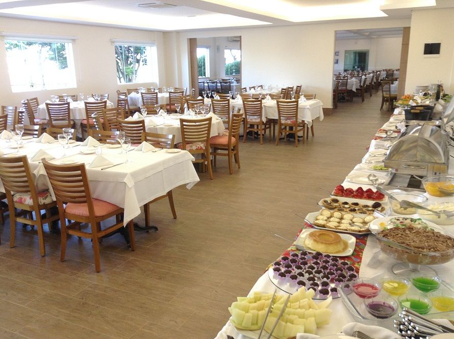Itu Plaza Hotel Екстериор снимка
