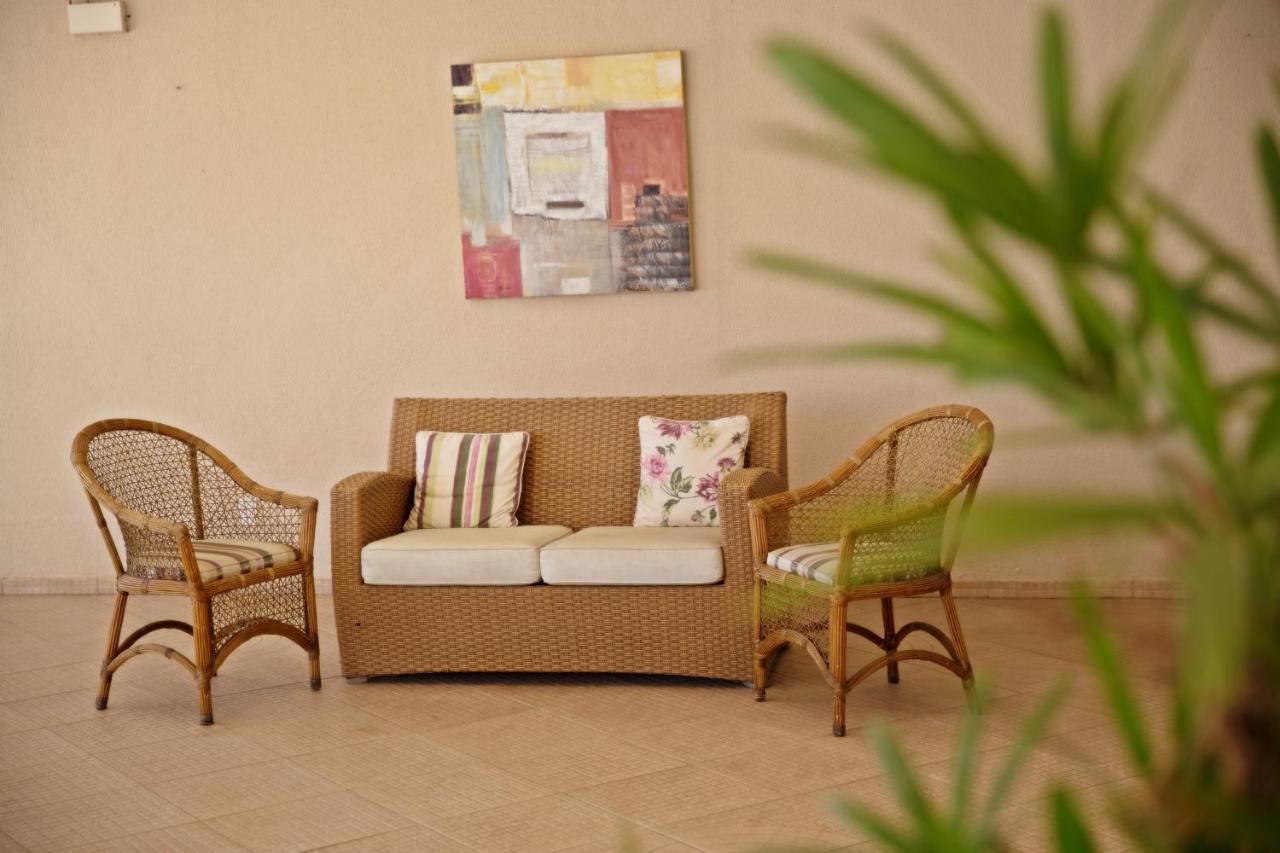 Itu Plaza Hotel Екстериор снимка